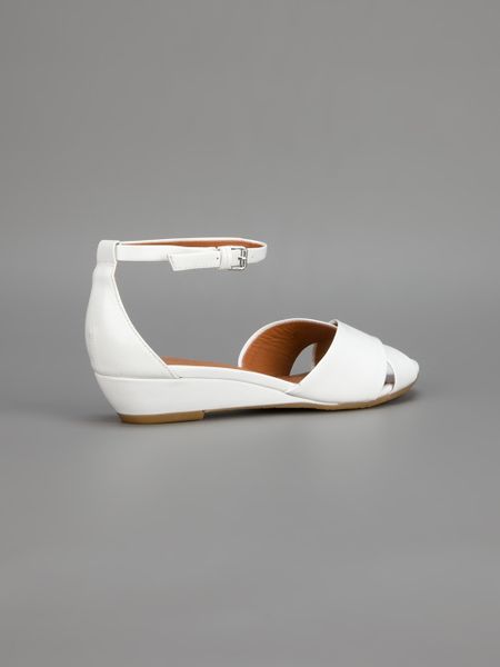 marc jacobs white sandals