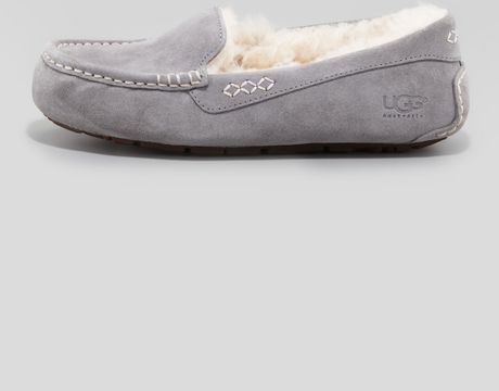 light grey uggs slippers