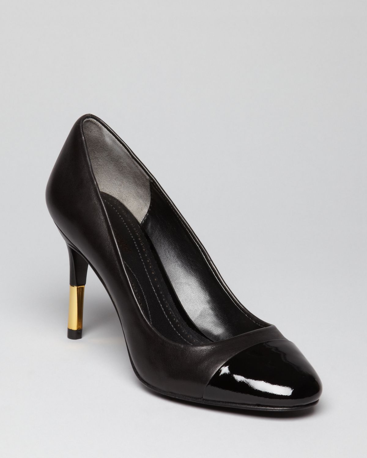 pour la victoire pumps