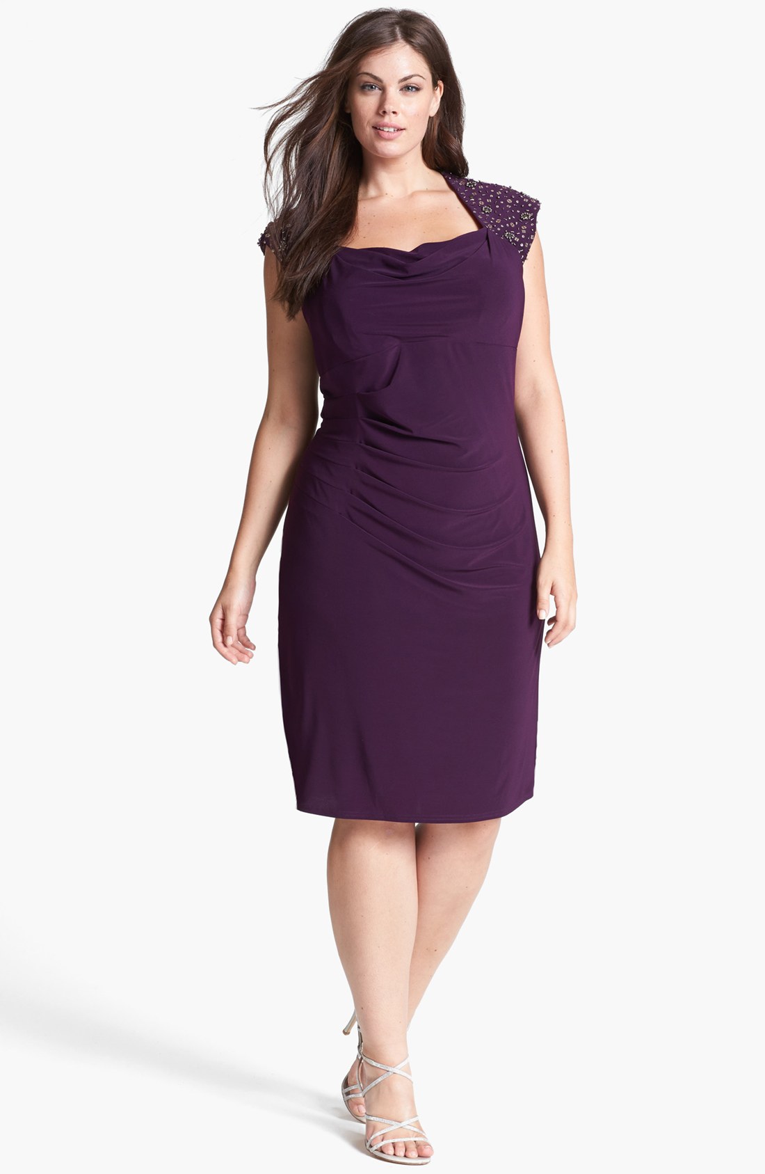 Xscape Embellished Side Pleat Jersey Sheath Dress in Purple (Plum)