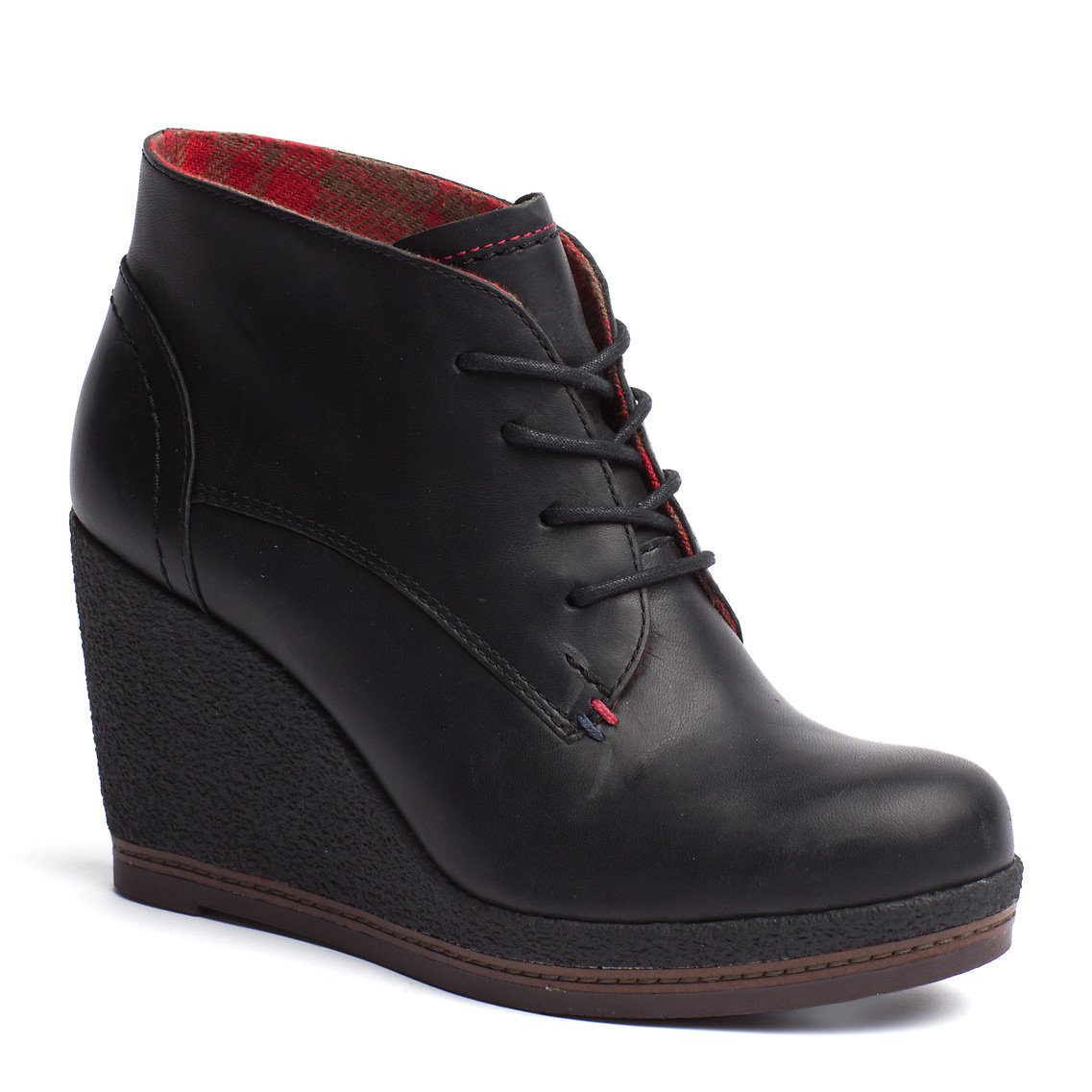 tommy hilfiger logo buckle ankle boot