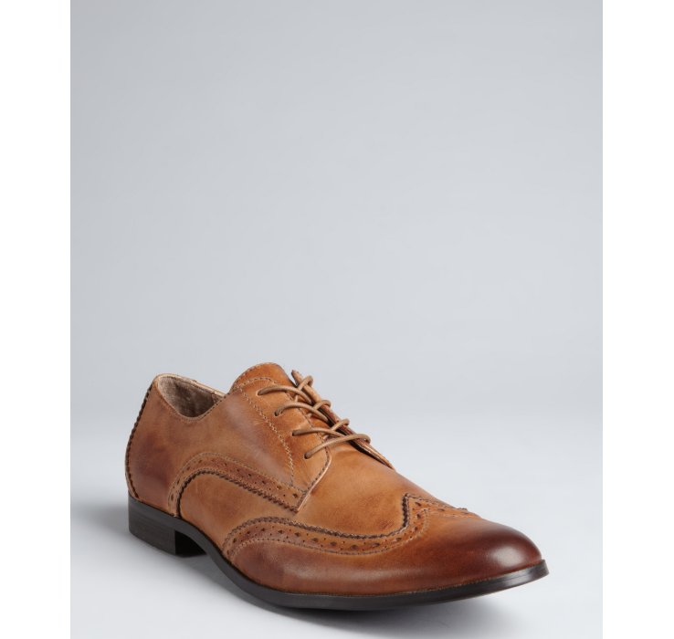 penguin wingtip shoes