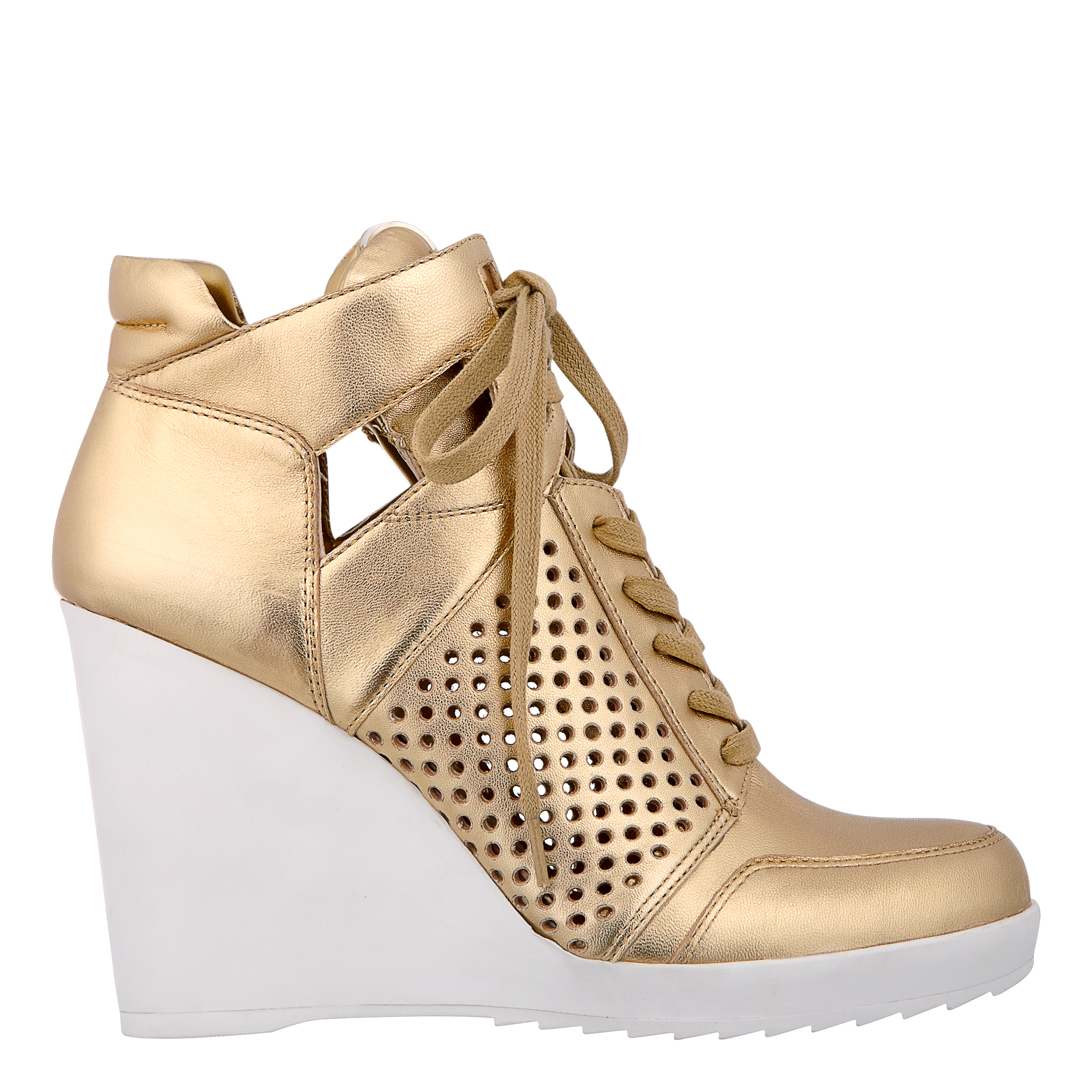 Nine West Esea Sneaker in Gold (GOLDGOLD METALLIC) | Lyst