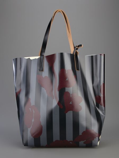 marni striped tote