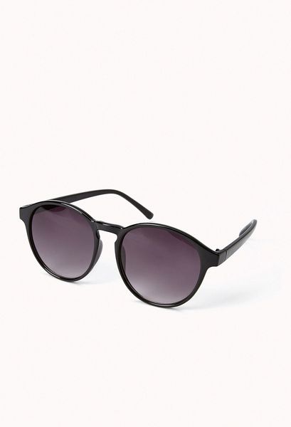 Forever 21 Round Sunglasses in Black