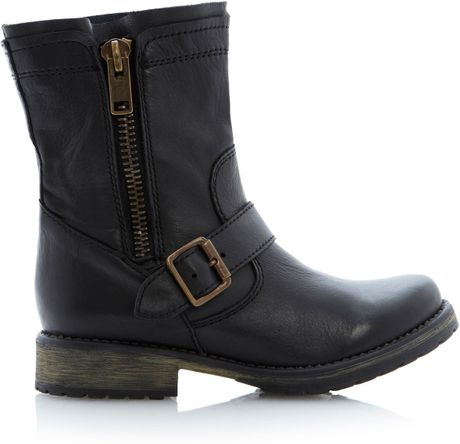 Steve Madden Forrt Zipside Cleated Biker Boots in Black (Black Leather ...