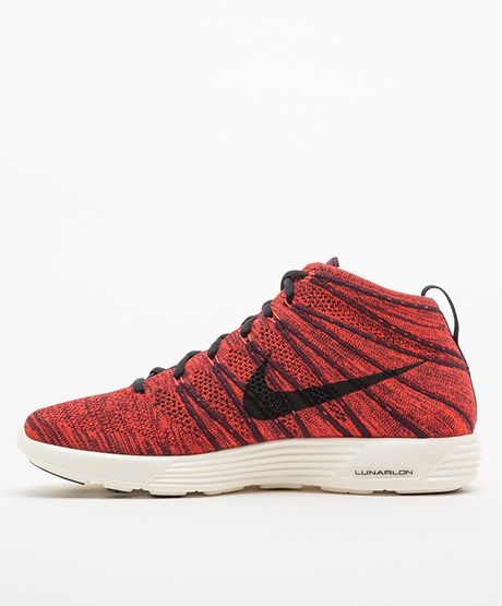 nike flyknit burgundy