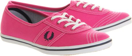 fred perry aubrey pumps