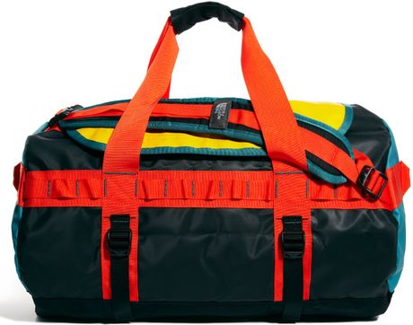 north face holdall bag