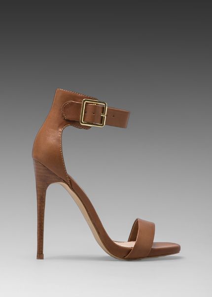 steve madden tan block heels