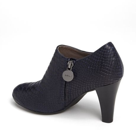 Geox Ankle Bootie in Blue (Navy) | Lyst