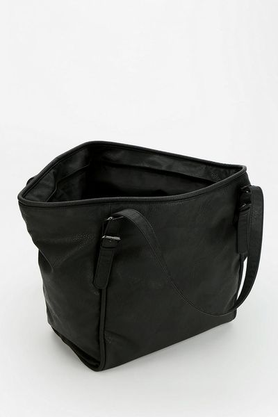 urban outfitters nylon bag