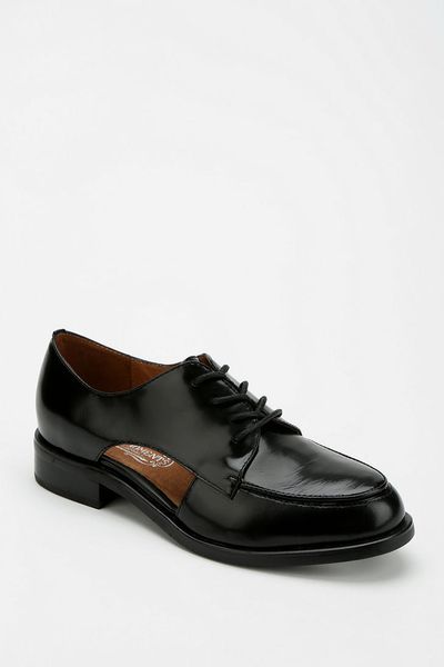 Urban Outfitters Jeffrey Campbell Rossdale Cutout Oxford in Black for ...