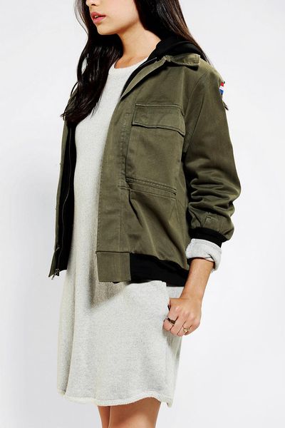 Urban Outfitters Urban Renewal Hooded Camo Bomber Jacket in Green | Lyst