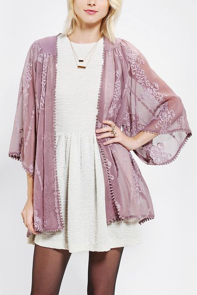 Urban Outfitters Kimchi Blue Embroidered Kimono Jacket in Pink (MAUVE