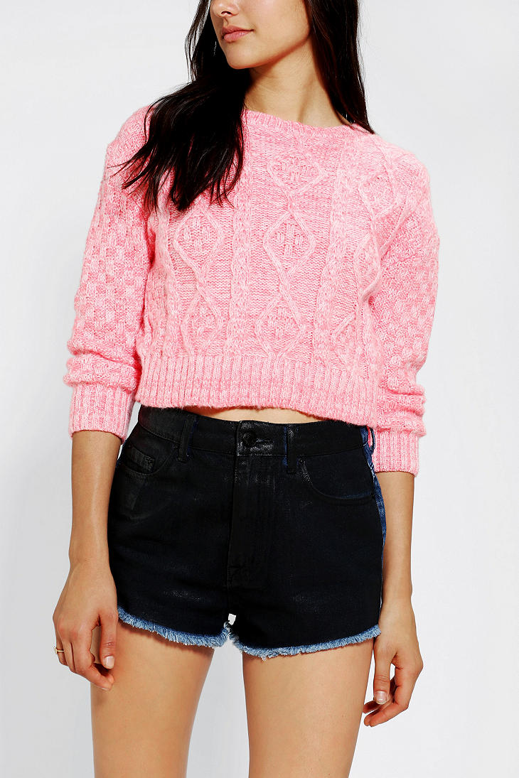 Urban Outfitters Glamorous Cropped Cableknit Sweater in Pink | Lyst