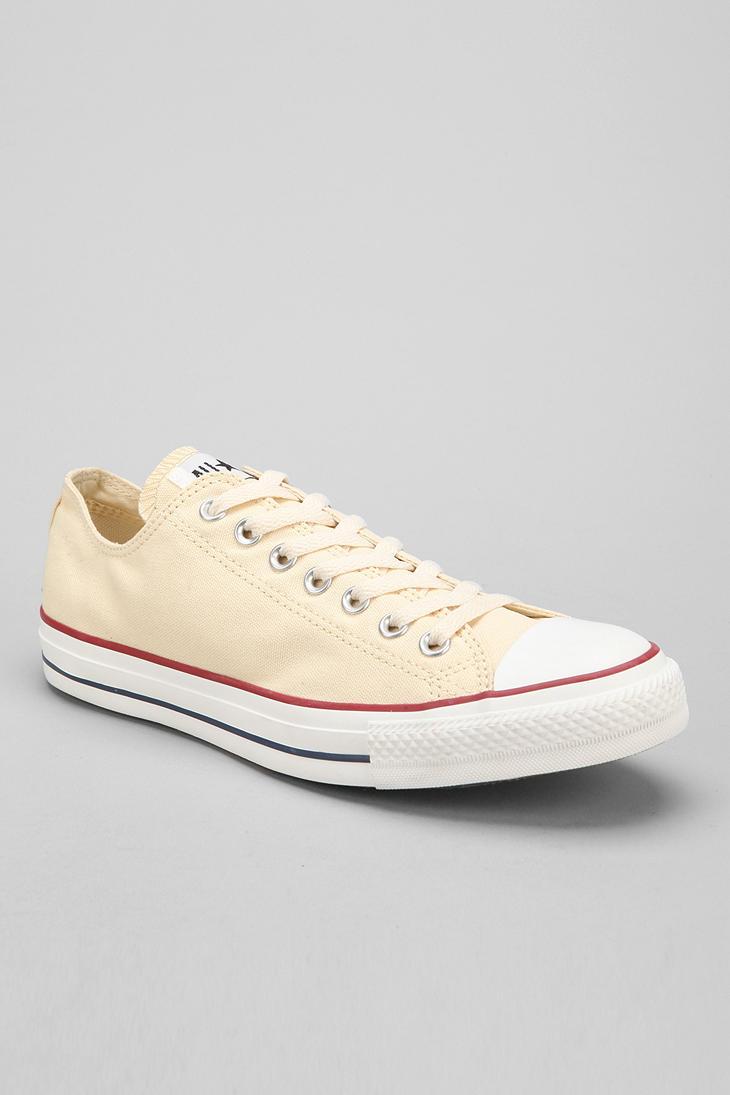 chuck taylor tan converse