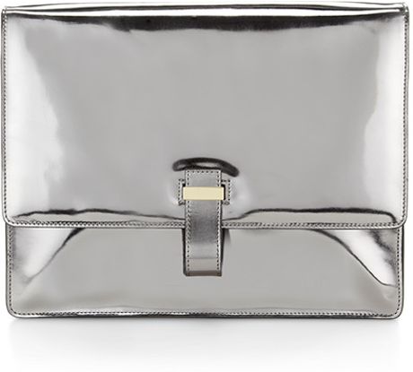 whistles white clutch