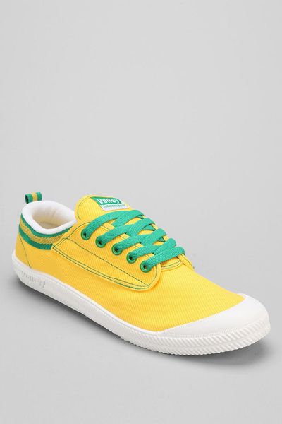 Urban Outfitters Volley International Brazil Sneaker in Green for Men ...