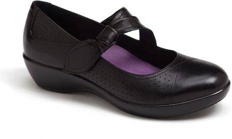 Dansko Women's Dianne Mary Jane Heel - Pumps (faradayfleet.com)