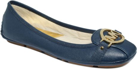 michael-kors-navy-saffiano-michael-saffiano-fulton-moc-flats-product-1-15162966-661152788_large_flex.jpeg