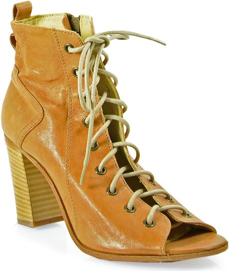 steve madden twisted bone leather