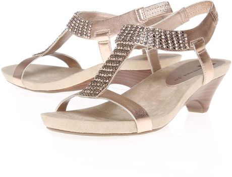 Anne Klein Teale3 Mid Heel Gladiator Sandals in Pink | Lyst