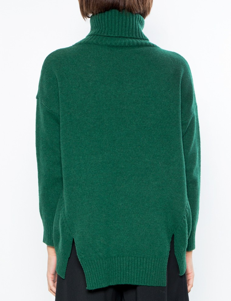 emerald green turtleneck