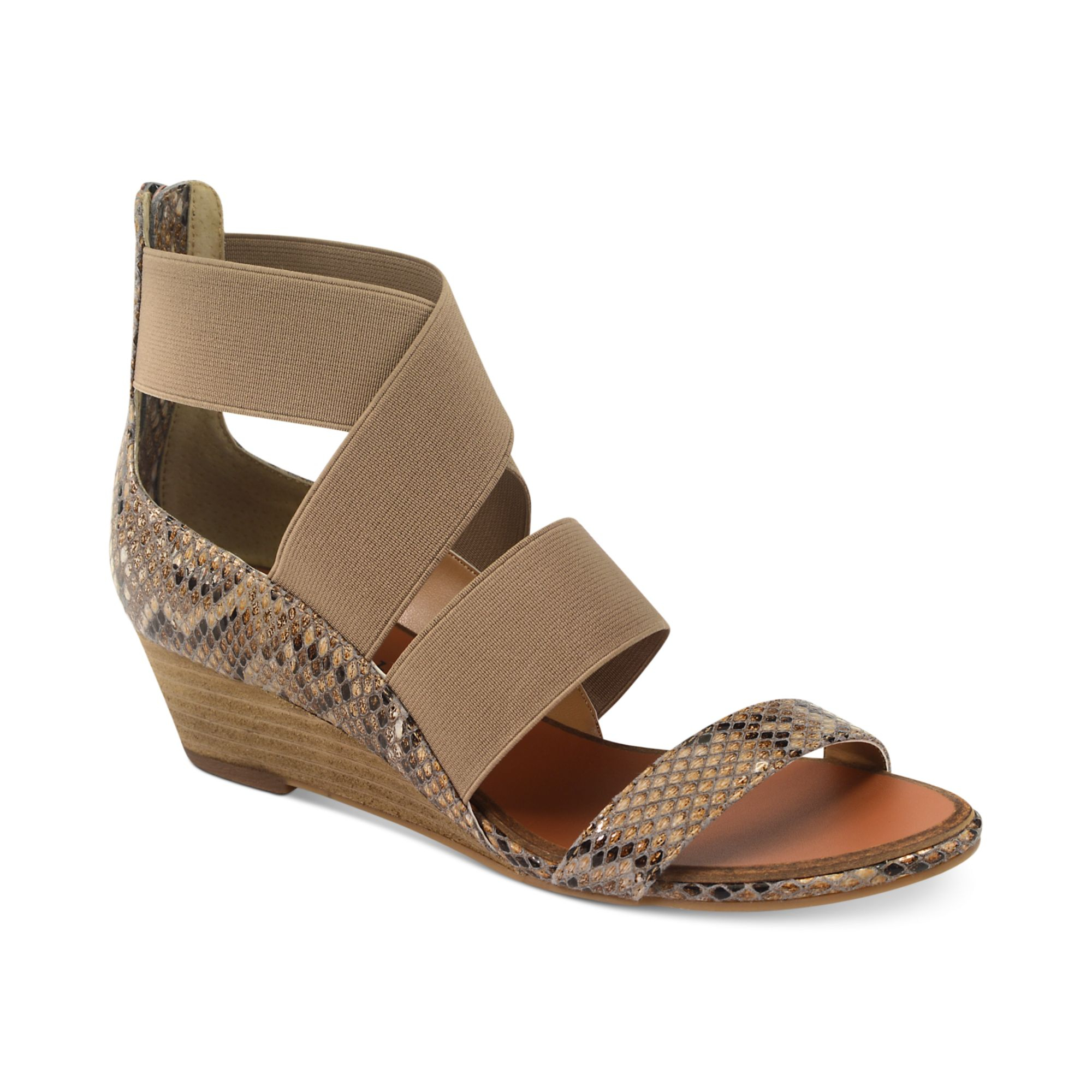 Chinese Laundry Kido Low Wedge Sandals in Brown (Taupe) | Lyst