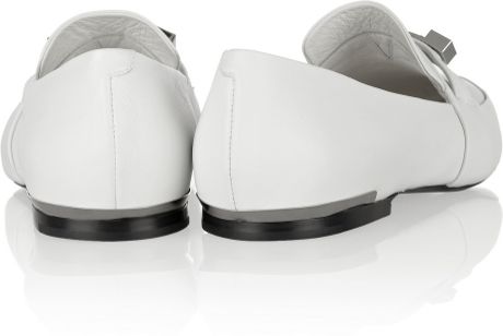 pointed flats white