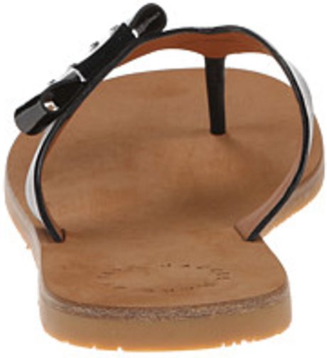 tuxedo flip flops