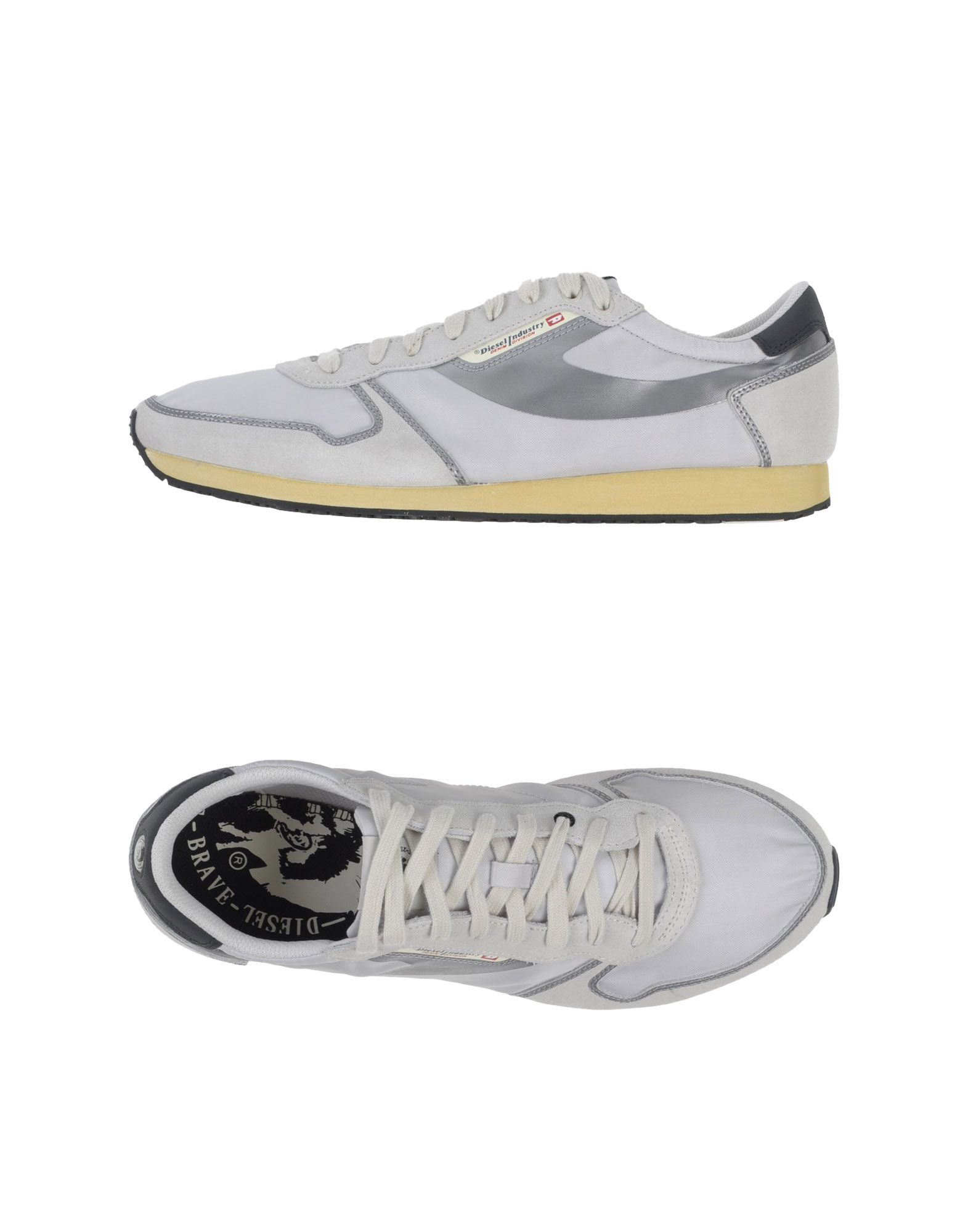 the white low top trainer