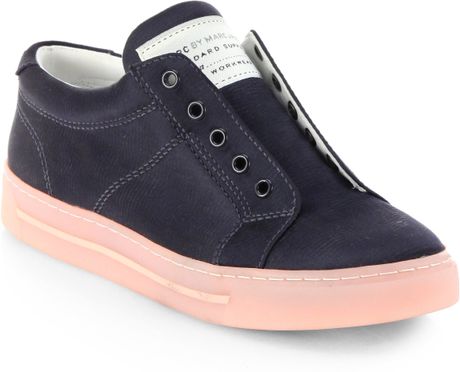 laceless platform trainers