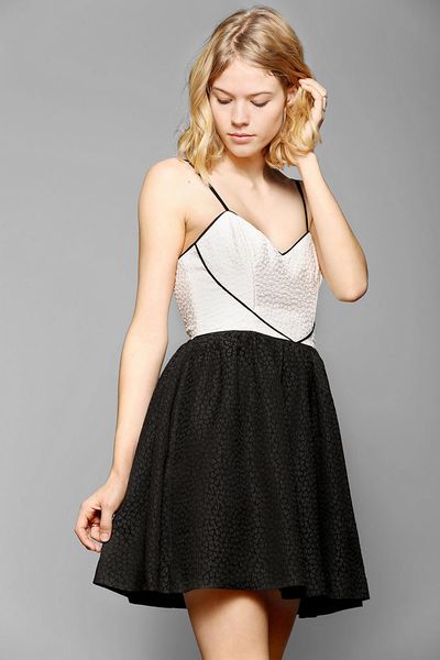 Urban Outfitters Cooperative Queen Of Hearts Fit Flare Dress in White ...