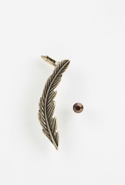 Urban Outfitters Etched Feather Cuff Earring Set in Gold | Lyst