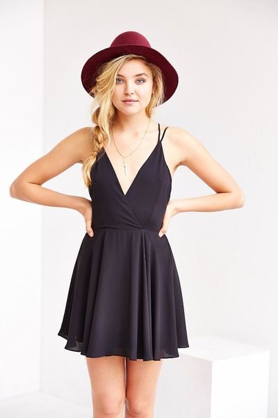 sara ali khan western dress