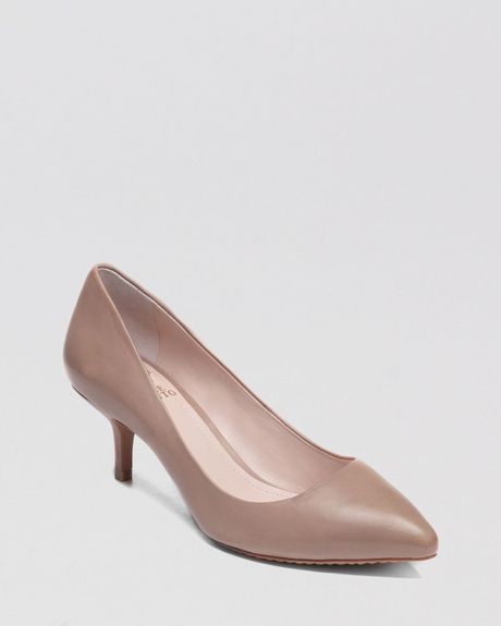 tan heels pointed toe