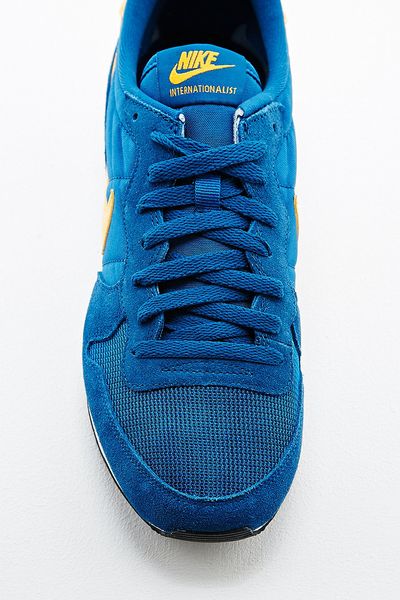 nike internationalist blue