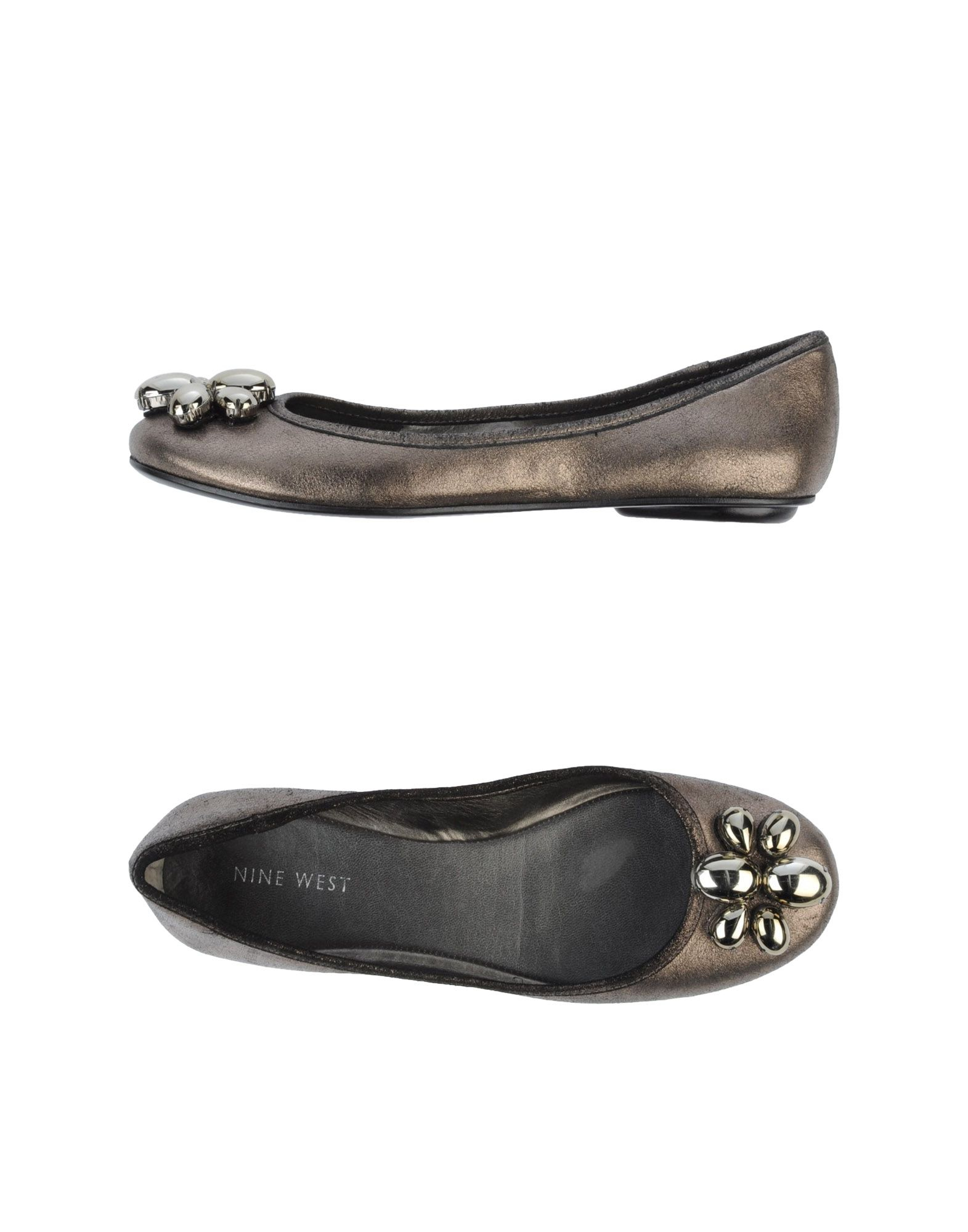nine west silver flat shoes