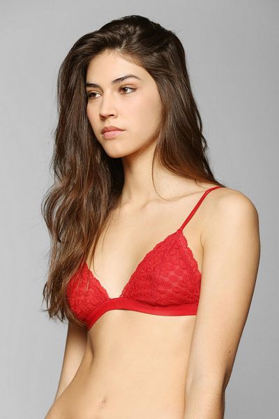 Kimchi Blue Kimchi Blue Lace Triangle Bra In Red Crimson Lyst