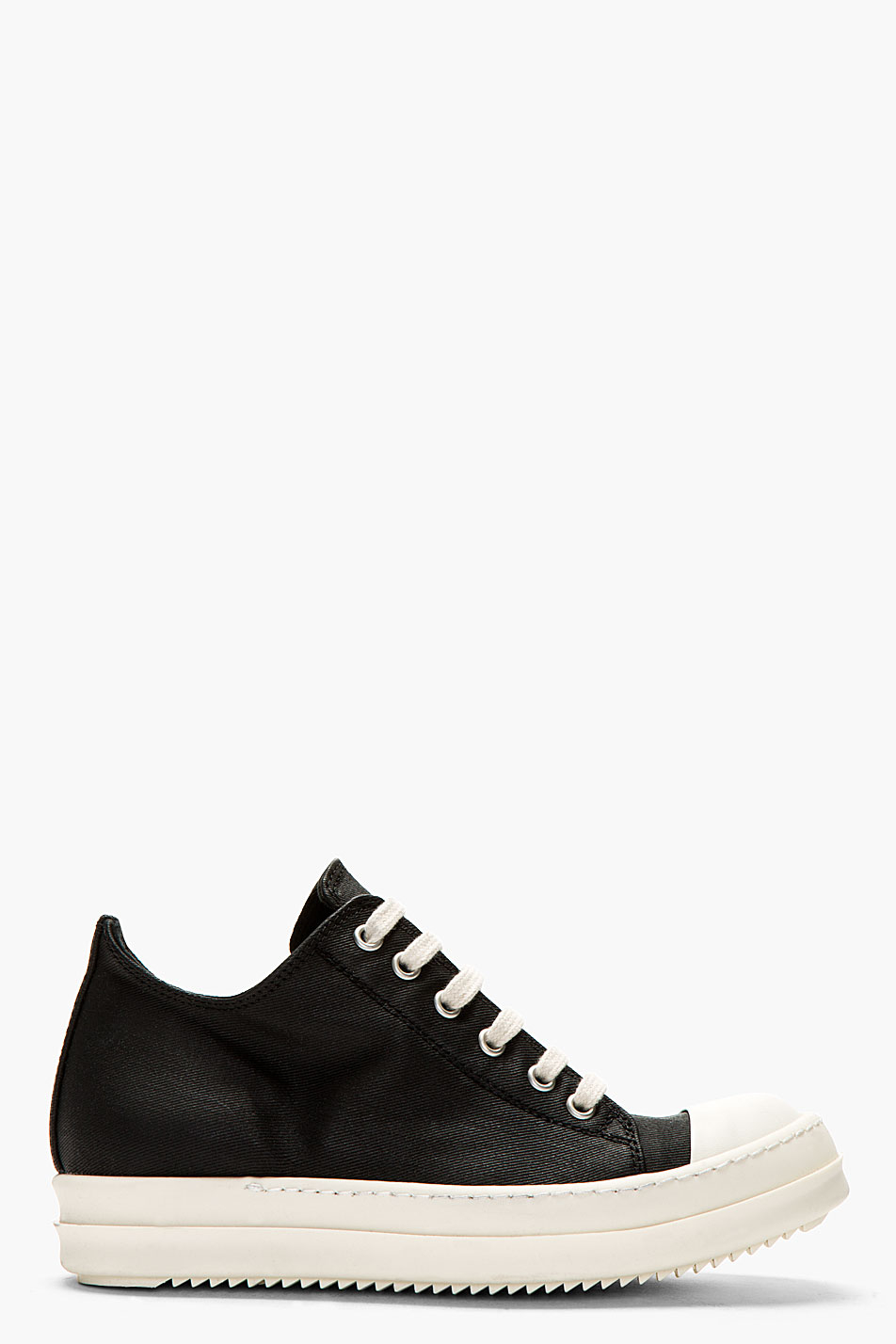 rick-owens-drkshdw-black-black-coated-cotton-low_top-ramones-sneakers-product-1-18603771-2-051106627-normal.jpeg