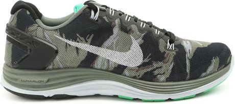 nike black camo shoes