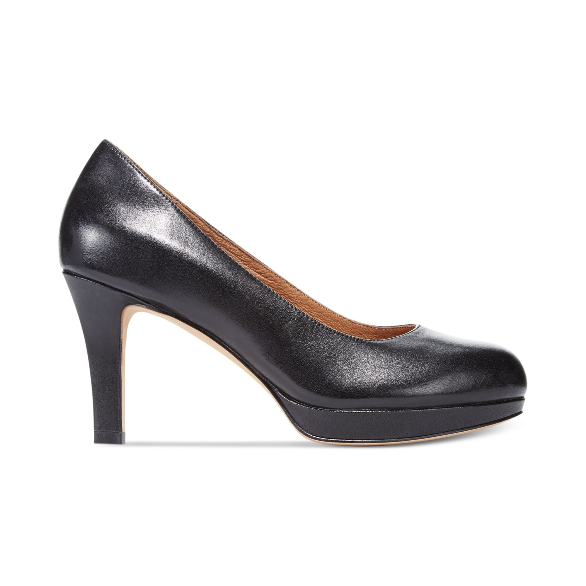 clarks round toe pumps