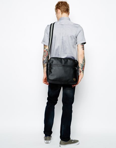 pique texture side bag