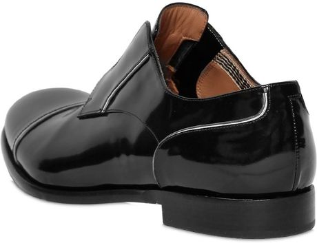 leather laceless shoes