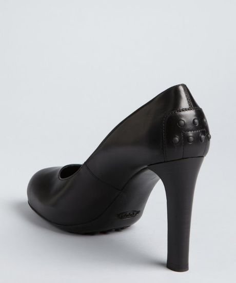 stacked heel pumps round toe