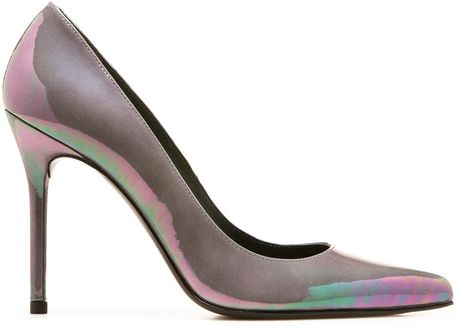 stuart weitzman nouveau pump