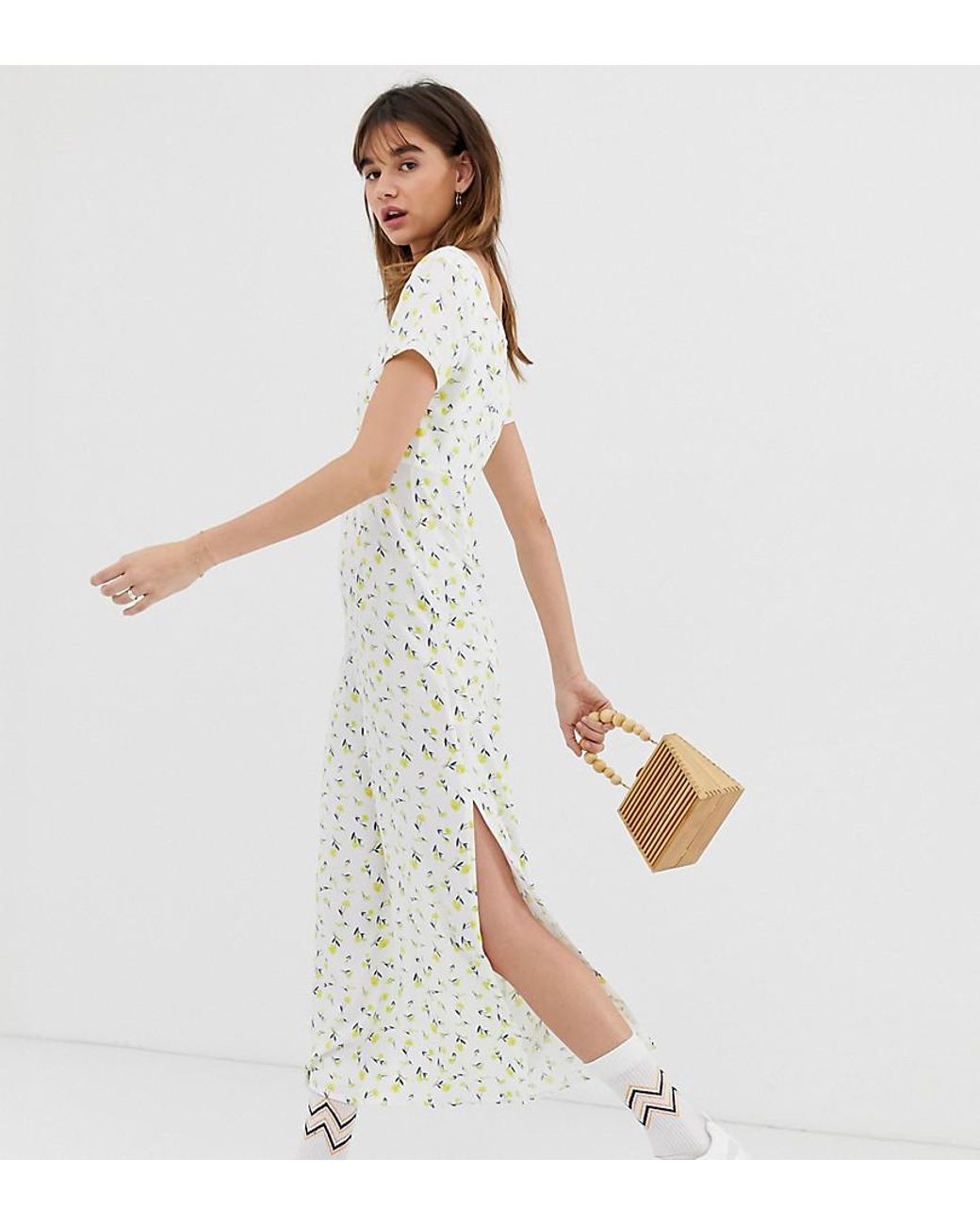 Lyst - Reclaimed (vintage) Inspired Square Neck Midi Dress In Ditsy Floral Print