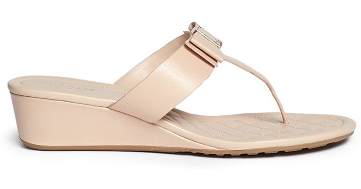 Lyst Cole Haan tali  Grand Bow Leather Thong Wedge  