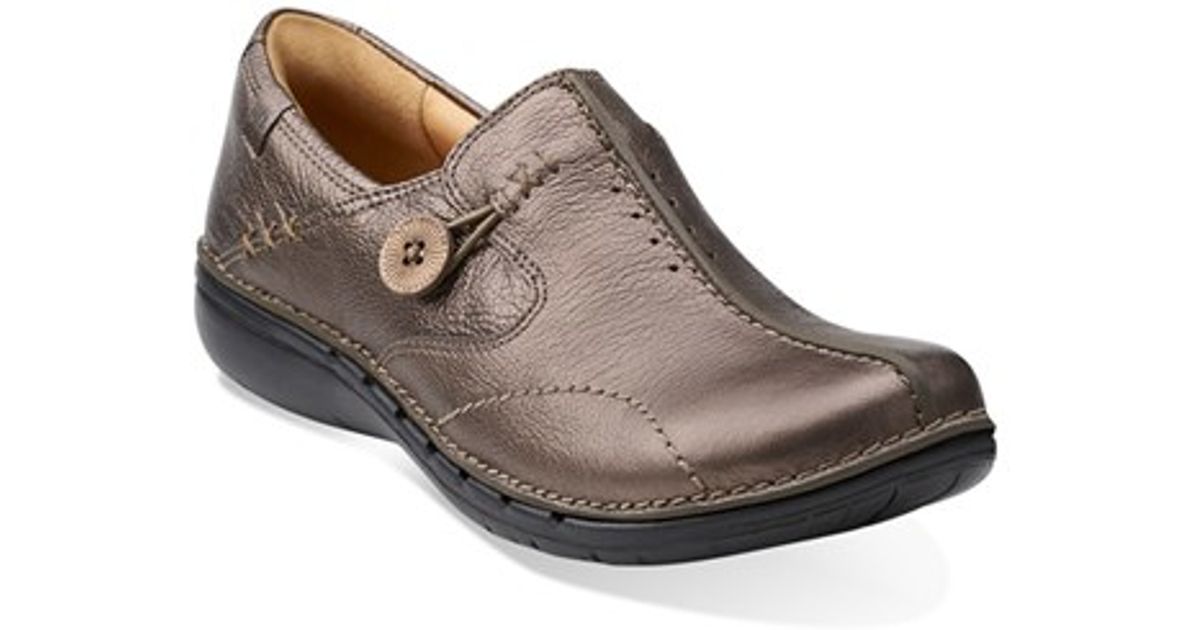 Lyst - Clarks Un. Loop Leather Slip-Ons in Metallic